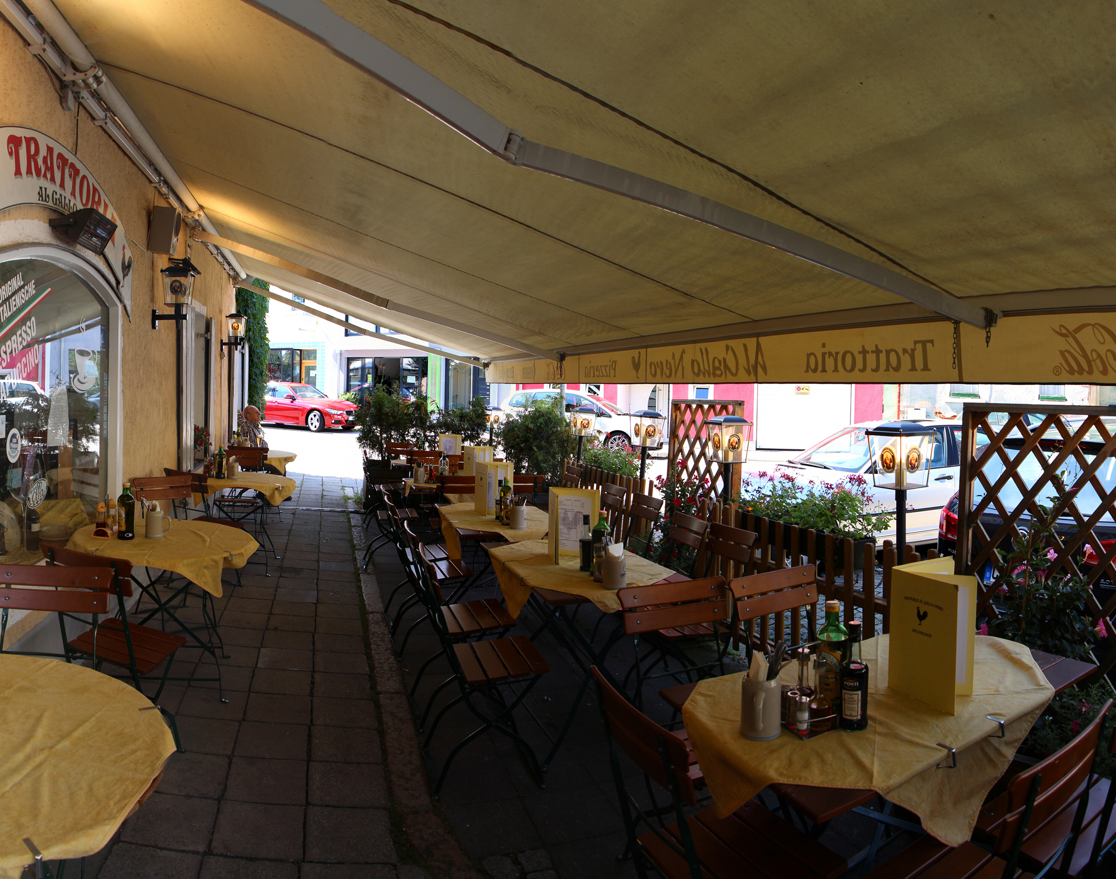 trattoria_alGalloNero_aussen_